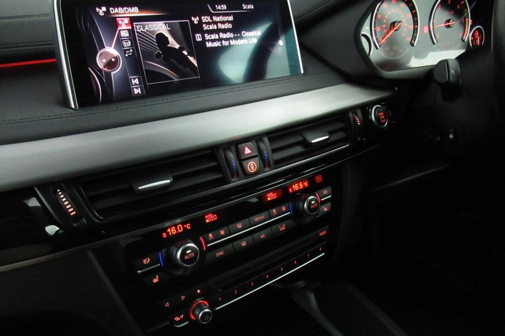 USED 2015 65 BMW X6 3.0 XDRIVE40D M SPORT AUTO 4X4 5d 309 BHP 