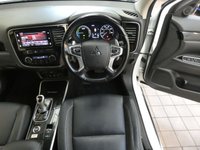 USED 2018 18 MITSUBISHI OUTLANDER 2.0 PHEV 4H 5d 200 BHP APP BASED SAT NAV LEATHER VAT Q