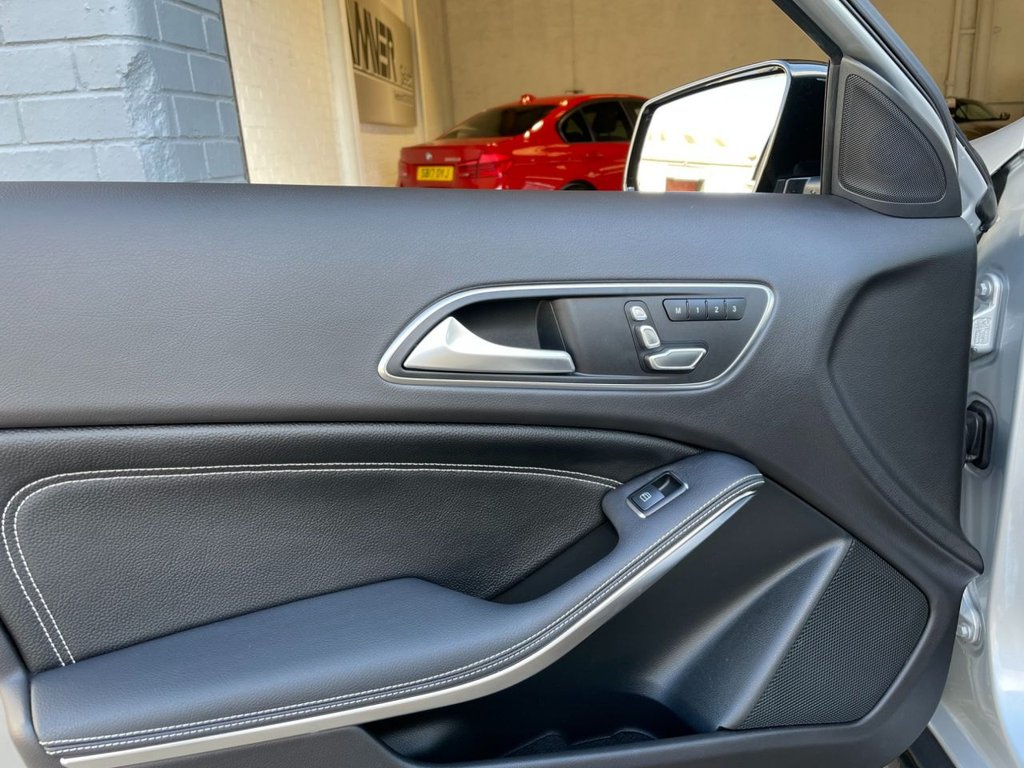 USED 2019 69 MERCEDES-BENZ GLA-CLASS 1.6 GLA 200 URBAN EDITION PLUS 5d 155 BHP 