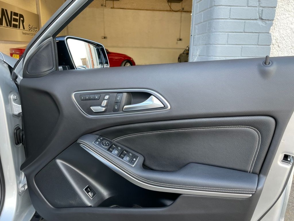 USED 2019 69 MERCEDES-BENZ GLA-CLASS 1.6 GLA 200 URBAN EDITION PLUS 5d 155 BHP 