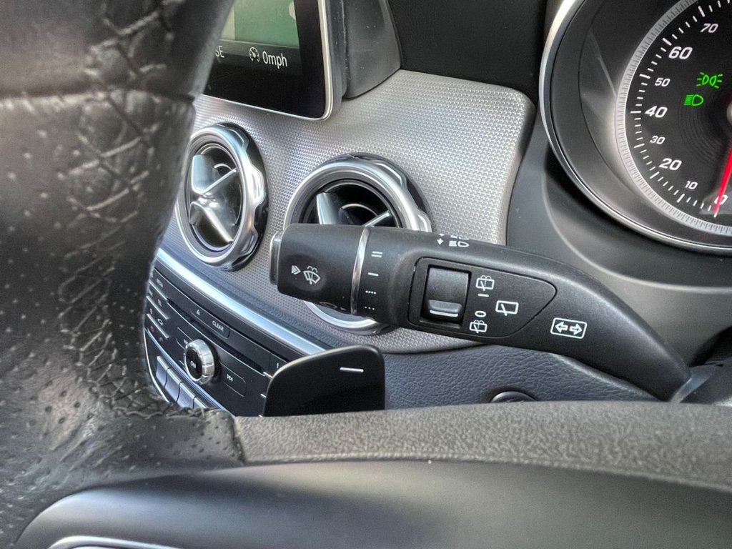 USED 2019 69 MERCEDES-BENZ GLA-CLASS 1.6 GLA 200 URBAN EDITION PLUS 5d 155 BHP 