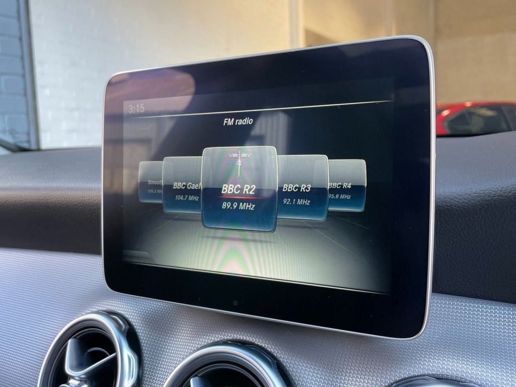 USED 2019 69 MERCEDES-BENZ GLA-CLASS 1.6 GLA 200 URBAN EDITION PLUS 5d 155 BHP 