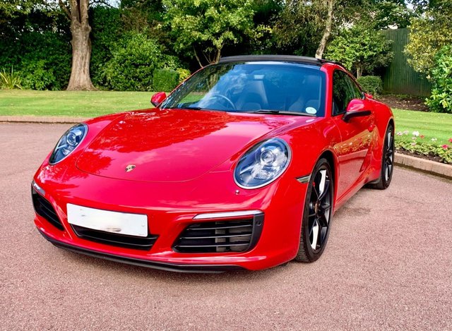 View our PORSCHE 911