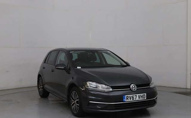 2017 67 Volkswagen Golf 1.6 SE TDI BLUEMOTION TECHNOLOGY 5d 114 BHP
