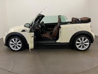 USED 2012 61 MINI CONVERTIBLE 1.6 COOPER 2d 122 BHP Media Navigation