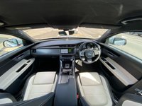 USED 2019 19 JAGUAR XF 2.0 R-SPORT SPORTBRAKE 5d 247 BHP ** RAC BUYSURE INSPECTED **