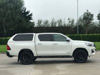 USED 2018 68 TOYOTA HI-LUX 2.4 INVINCIBLE X 4WD D-4D DCB 4d 147 BHP MASSIVE SPEC  LOW MILES , NO VAT