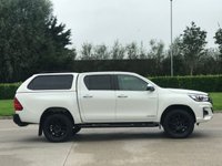 USED 2018 68 TOYOTA HI-LUX 2.4 INVINCIBLE X 4WD D-4D DCB 4d 147 BHP MASSIVE SPEC  LOW MILES , NO VAT