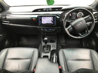 USED 2018 68 TOYOTA HI-LUX 2.4 INVINCIBLE X 4WD D-4D DCB 4d 147 BHP MASSIVE SPEC  LOW MILES , NO VAT
