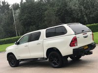 USED 2018 68 TOYOTA HI-LUX 2.4 INVINCIBLE X 4WD D-4D DCB 4d 147 BHP MASSIVE SPEC  LOW MILES , NO VAT