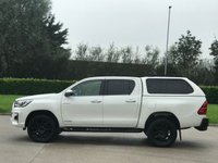 USED 2018 68 TOYOTA HI-LUX 2.4 INVINCIBLE X 4WD D-4D DCB 4d 147 BHP MASSIVE SPEC  LOW MILES , NO VAT