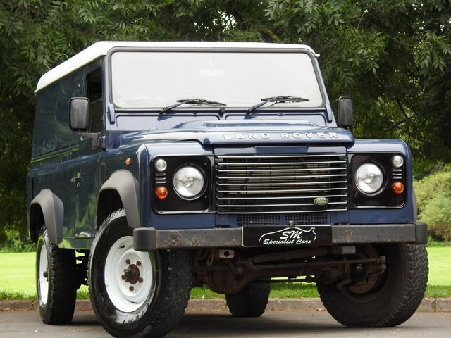 2011 11 Land Rover Defender 2.4 110 TD HARD TOP 2d 121 BHP