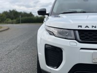 USED 2015 65 LAND ROVER RANGE ROVER EVOQUE 2.0 TD4 HSE DYNAMIC LUX 5d 177 BHP Digital TV, Black Pack