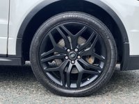 USED 2015 65 LAND ROVER RANGE ROVER EVOQUE 2.0 TD4 HSE DYNAMIC LUX 5d 177 BHP Digital TV, Black Pack