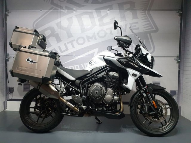 2020 70 Triumph Tiger 1200 ALPINE EDITION