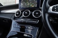 USED 2016 65 MERCEDES-BENZ C CLASS 2.1 C250 D AMG LINE PREMIUM PLUS 4d 204 BHP KEYLESS+HTD SEATS+RED LTHR