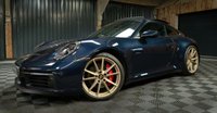 USED 2020 20 PORSCHE 911 3.0 CARRERA S PDK 2d 444 BHP BEAUTIFUL IN MIDNIGHT BLUE WITH AURUM GOLD WHEELS, CHRONO, SUNROOF - STUNNING!!