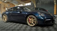 USED 2020 20 PORSCHE 911 3.0 CARRERA S PDK 2d 444 BHP BEAUTIFUL IN MIDNIGHT BLUE WITH AURUM GOLD WHEELS, CHRONO, SUNROOF - STUNNING!!