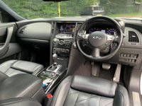 USED 2012 62 INFINITI FX 3.0 FX30D 5d 235 BHP HUGE SPEC INFINITY FX30 3.0 TDi AUTOMATIC SUV - 1 OWNER FROM BRAND NEW - FULL MAIN DEALER SERVICE HISTORY - GLASS ROOF - FULL BLACK LEATHER - PADDLE SHIFT GEARBOX