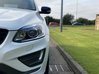 USED 2016 66 VOLVO XC60 2.4 D4 R-DESIGN LUX NAV AWD 5d 187 BHP AUTO 4WD Edition Sat Nav Leather