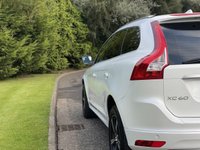 USED 2016 66 VOLVO XC60 2.4 D4 R-DESIGN LUX NAV AWD 5d 187 BHP AUTO 4WD Edition Sat Nav Leather