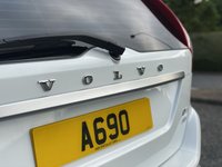 USED 2016 66 VOLVO XC60 2.4 D4 R-DESIGN LUX NAV AWD 5d 187 BHP AUTO 4WD Edition Sat Nav Leather