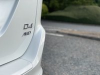 USED 2016 66 VOLVO XC60 2.4 D4 R-DESIGN LUX NAV AWD 5d 187 BHP AUTO 4WD Edition Sat Nav Leather