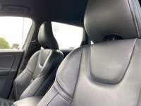 USED 2016 66 VOLVO XC60 2.4 D4 R-DESIGN LUX NAV AWD 5d 187 BHP AUTO 4WD Edition Sat Nav Leather