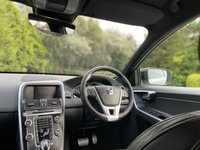 USED 2016 66 VOLVO XC60 2.4 D4 R-DESIGN LUX NAV AWD 5d 187 BHP AUTO 4WD Edition Sat Nav Leather