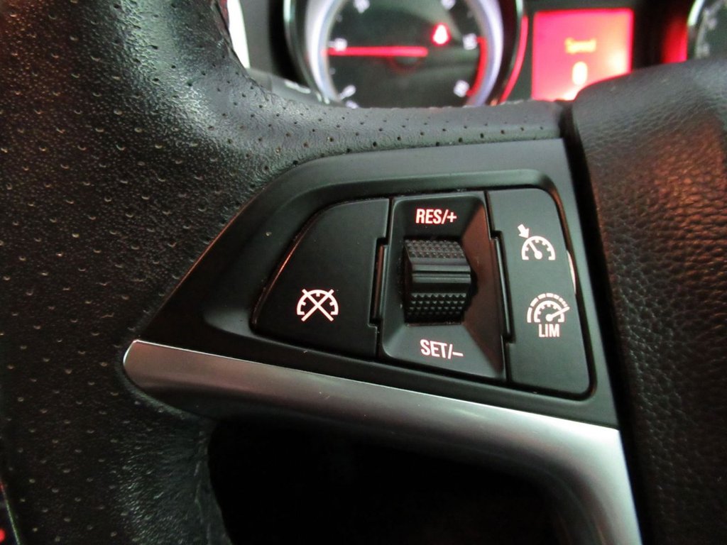 USED 2014 14 VAUXHALL ASTRA GTC 2.0 SRI CDTI AUTO 3d 162 BHP 