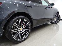 USED 2016 16 PORSCHE MACAN 3.6T TURBO (400 BHP) PDK AUTO 4WD + �&pound;16K EXTRAS + NAV + BOSE + PAN ROOF +  E/H/M LEATHERS + PASM + LEDS PDLS PLUS + SPORTS CHRONO + SPORTS EXHAUST + CRUISE + MEDIA + LANE ASSIST + R/CAMERA + F-R PARK + PRIVACY + POWER BOOT + E/TOWBAR + 21 S PANROOF+21S+PDLSP+CHRONO+CAM+LEATHER+NAV+BOSE+CRUISE