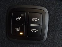 USED 2016 16 PORSCHE MACAN 3.6T TURBO (400 BHP) PDK AUTO 4WD + �&pound;16K EXTRAS + NAV + BOSE + PAN ROOF +  E/H/M LEATHERS + PASM + LEDS PDLS PLUS + SPORTS CHRONO + SPORTS EXHAUST + CRUISE + MEDIA + LANE ASSIST + R/CAMERA + F-R PARK + PRIVACY + POWER BOOT + E/TOWBAR + 21 S PANROOF+21S+PDLSP+CHRONO+CAM+LEATHER+NAV+BOSE+CRUISE