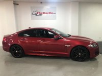 USED 2015 15 JAGUAR XF 2.2 D R-SPORT BLACK 4d 200 BHP * PARKING SENSORS * NAVIGATION *  PRIVACY * CLIMATE * LEATHER * 20 INCH ALLOYS *