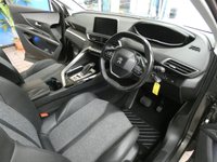 USED 2017 67 PEUGEOT 3008 1.2 PURETECH S/S ALLURE 5d 130 BHP SAT NAV PART LEATHER INTERIOR