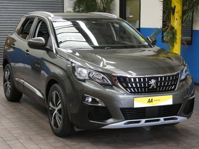 2017 67 Peugeot 3008 1.2 PURETECH S/S ALLURE 5d 130 BHP