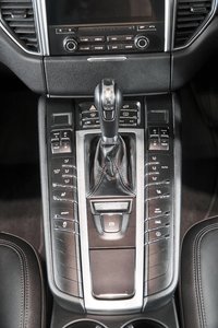 USED 2018 18 PORSCHE MACAN 2.0 PDK 5d 248 BHP 