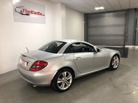 USED 2009 09 MERCEDES-BENZ SLK 3.0 SLK280 2d 232 BHP * AIR CONDITIONING  * PARKING SENSORS * LEATHER * 17 INCH ALLOYS * AIRSCARF *