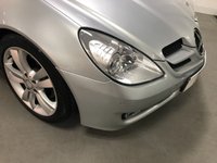 USED 2009 09 MERCEDES-BENZ SLK 3.0 SLK280 2d 232 BHP * AIR CONDITIONING  * PARKING SENSORS * LEATHER * 17 INCH ALLOYS * AIRSCARF *