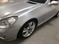 USED 2009 09 MERCEDES-BENZ SLK 3.0 SLK280 2d 232 BHP * AIR CONDITIONING  * PARKING SENSORS * LEATHER * 17 INCH ALLOYS * AIRSCARF *