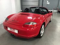USED 2003 03 PORSCHE BOXSTER 3.2 24V S TIPTRONIC S 2d 260 BHP * CLIMATE * PARKING SENSORS *18 INCH ALLOYS * LEATHER *
