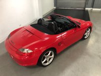 USED 2003 03 PORSCHE BOXSTER 3.2 24V S TIPTRONIC S 2d 260 BHP * CLIMATE * PARKING SENSORS *18 INCH ALLOYS * LEATHER *