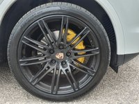 USED 2013 63 PORSCHE CAYENNE 3.0 D V6 TIPTRONIC 5d 245 BHP 