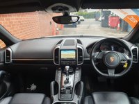 USED 2013 63 PORSCHE CAYENNE 3.0 D V6 TIPTRONIC 5d 245 BHP 