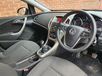 USED 2010 60 VAUXHALL ASTRA 1.7 EXCLUSIV CDTI 5d 108 BHP 