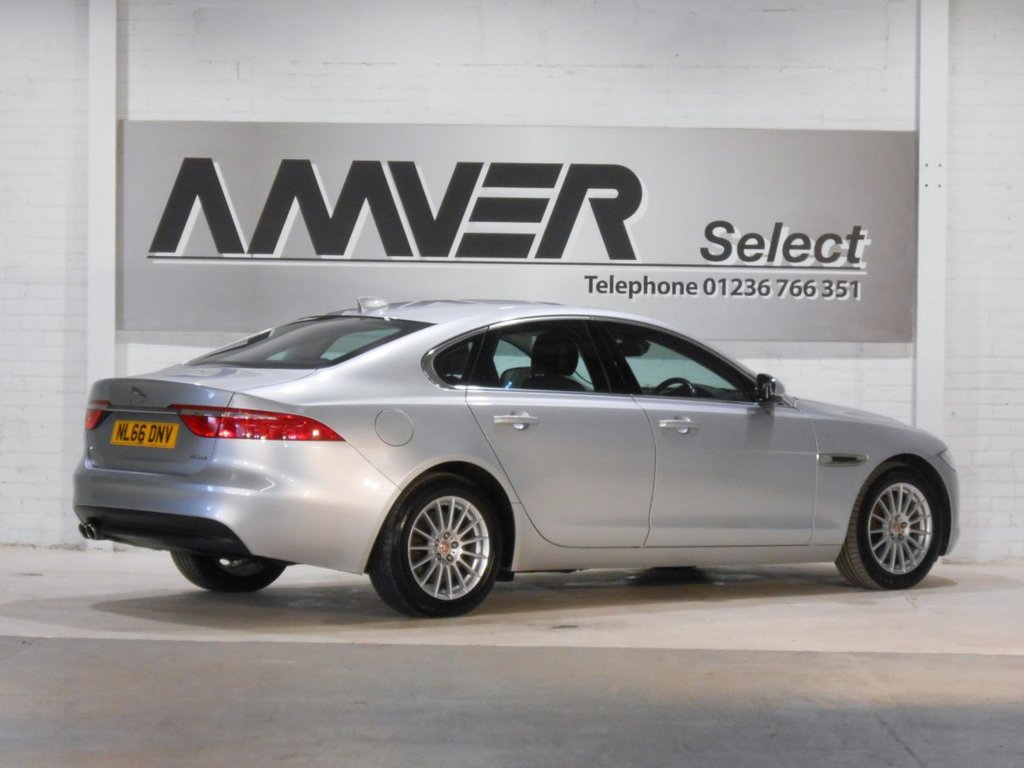 USED 2016 66 JAGUAR XF 2.0 PRESTIGE 4d 177 BHP 