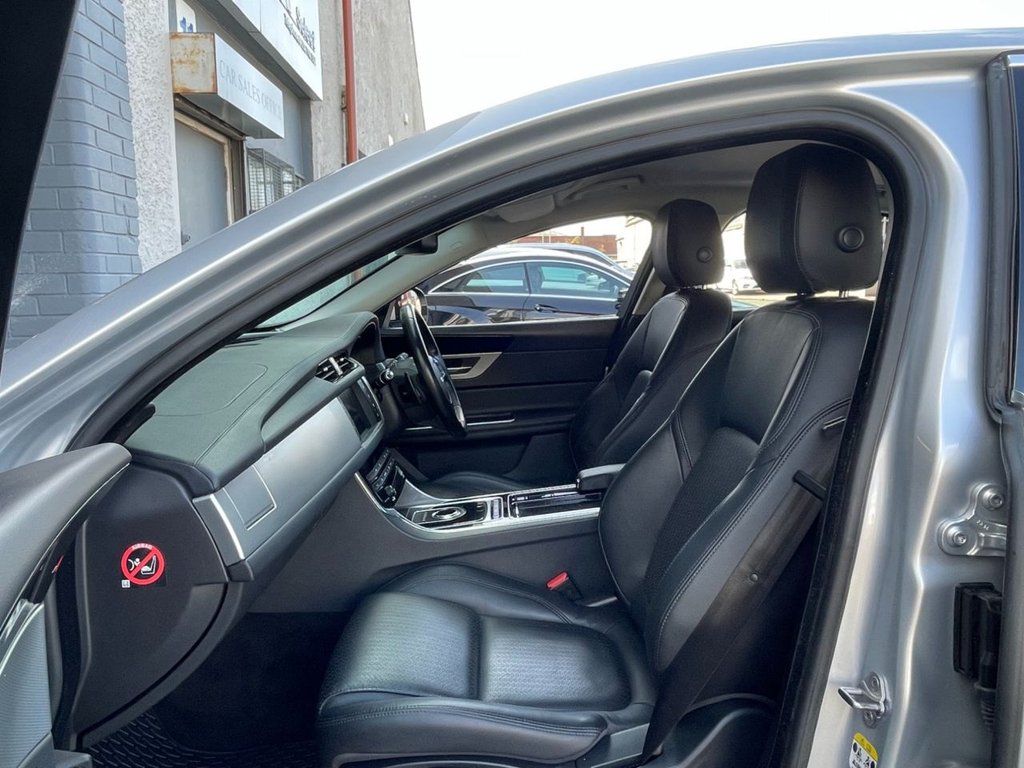 USED 2016 66 JAGUAR XF 2.0 PRESTIGE 4d 177 BHP 