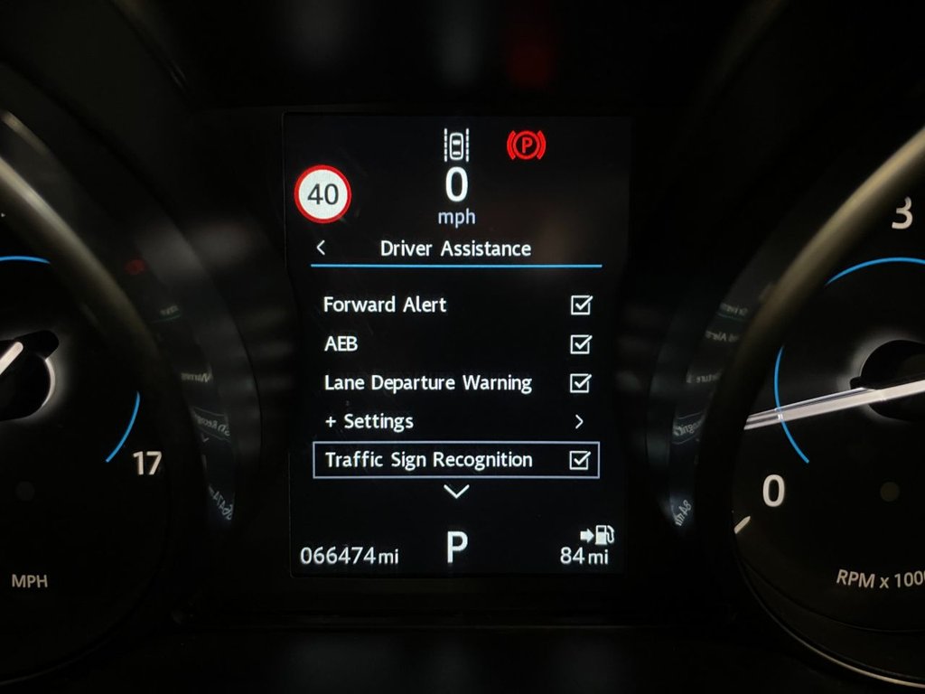 USED 2016 66 JAGUAR XF 2.0 PRESTIGE 4d 177 BHP 