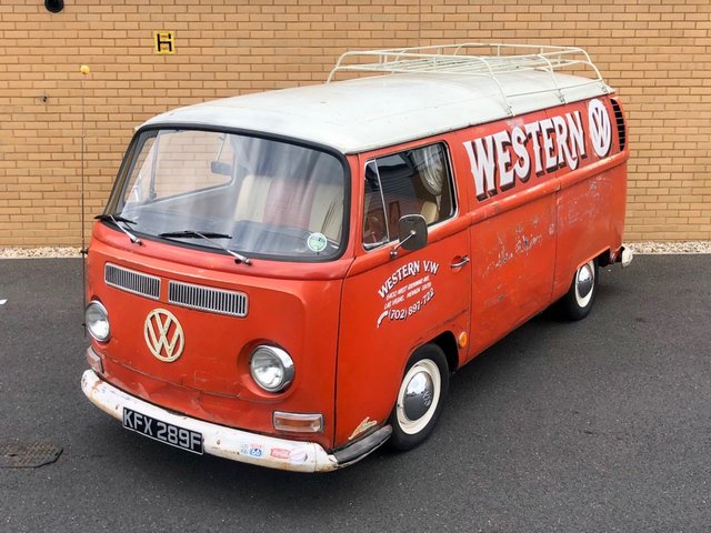 1968 Volkswagen T2 Bay Window Panel / Day Van // 1.6L // Px swap 