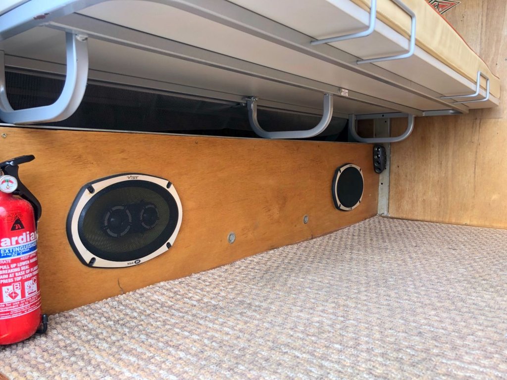 USED 1968 VOLKSWAGEN T2 Bay Window Panel / Day Van // 1.6L // Px swap  