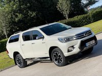 USED 2016 66 TOYOTA HI-LUX 2.4 INVINCIBLE 4WD D-4D DCB 148 BHP SATNAV + PARKING SENSORS ** NO VAT